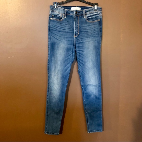 Abercrombie & Fitch Denim - A&F High Waisted Stretch Skinny Jeans